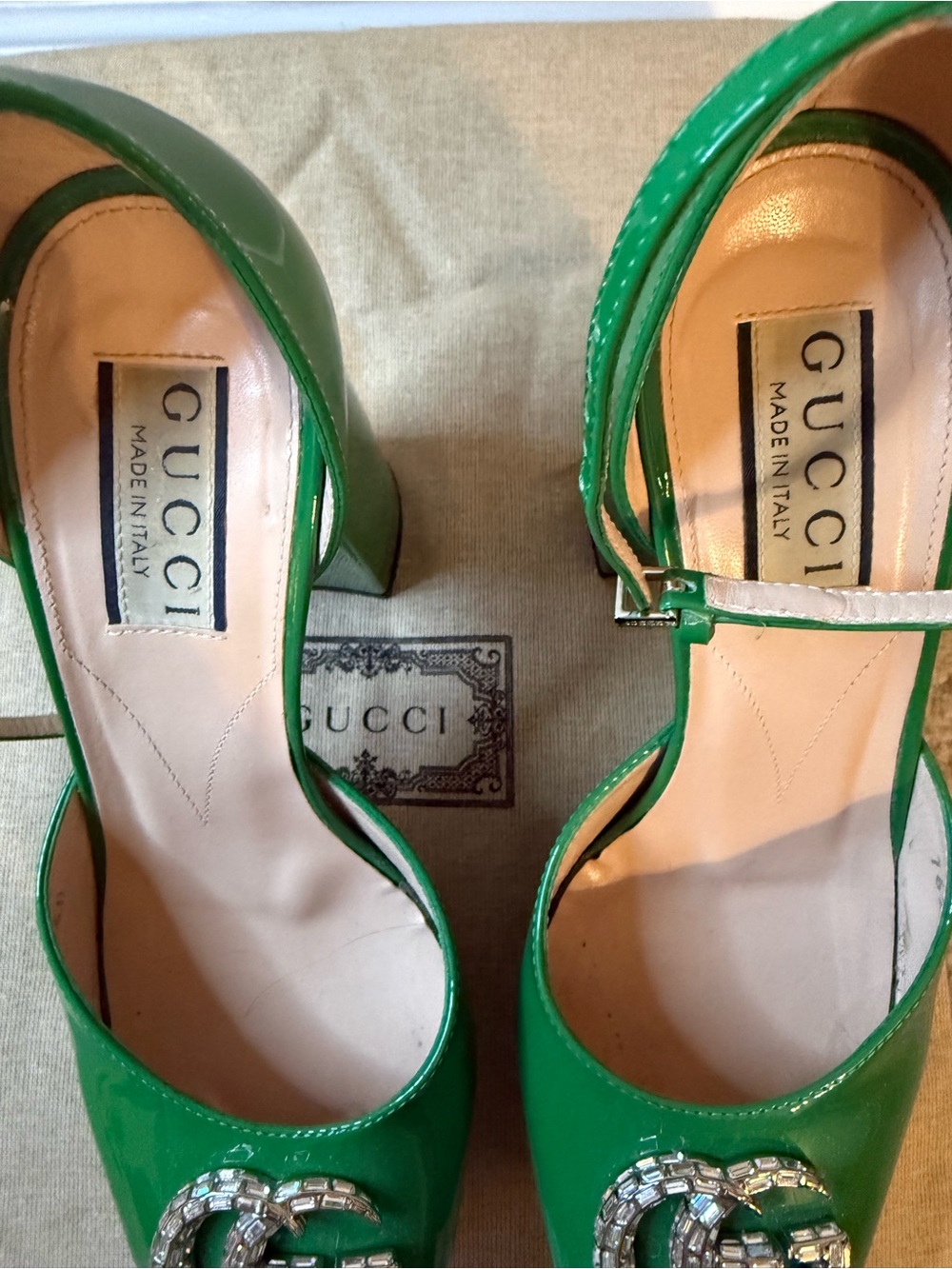 Gucci Ottavia Green Patent Leather Platform Pumps with Crystal Double G Accent - Picture 9 of 12